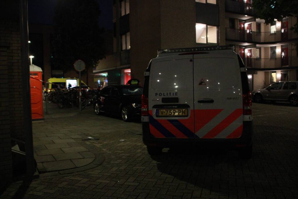 Steekpartij in flatwoning