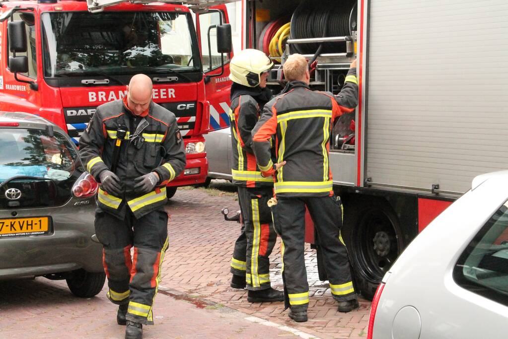 Brand in keuken van flatwoning