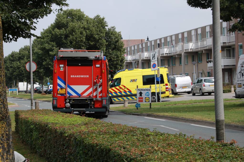 Auto klapt op bestelbus