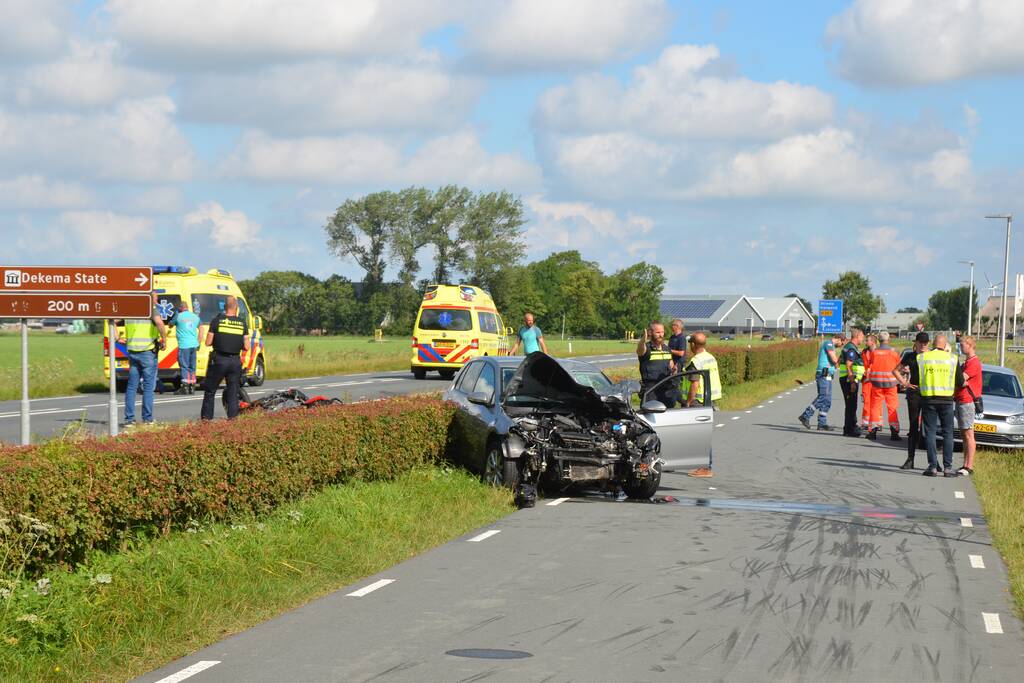 Motorrijder overleden bij frontale aanrijding met auto