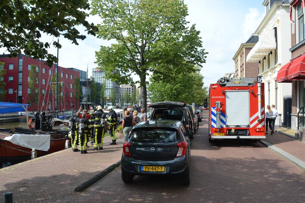 Één gewonde bij brand op schip