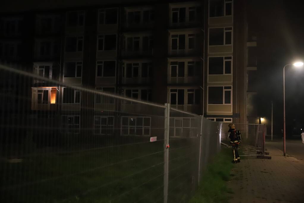 Uitslaande brand in leegstaande flat