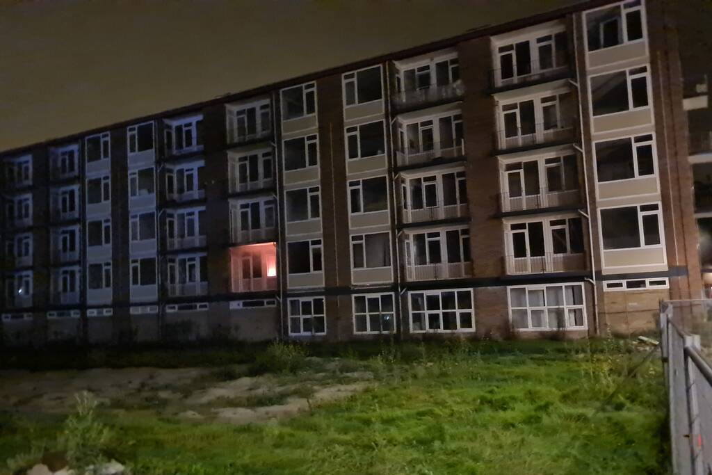 Uitslaande brand in leegstaande flat
