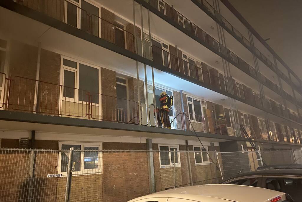 Uitslaande brand in leegstaande flat