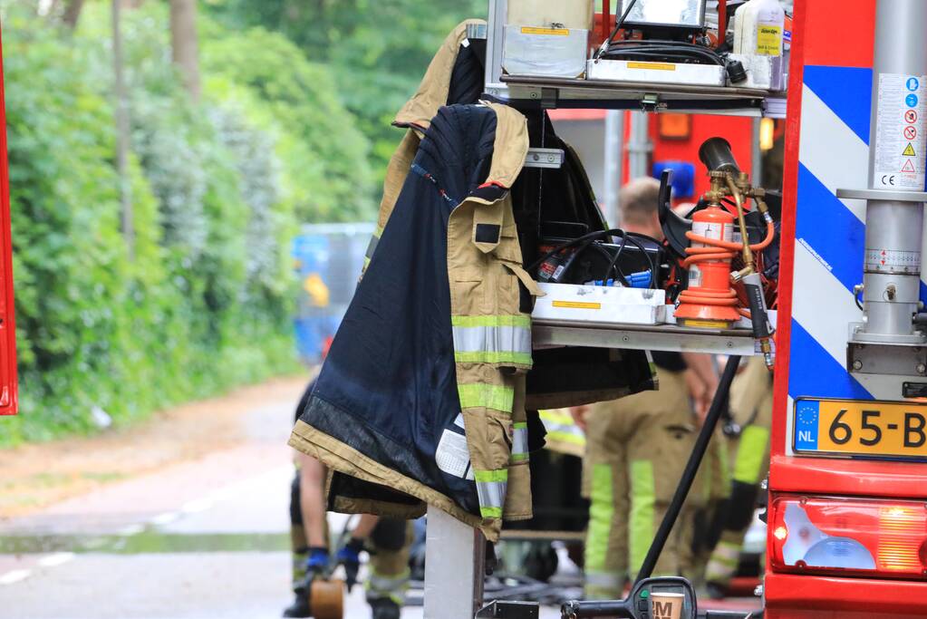 Weg tijdelijk dicht vanwege omgevallen boom