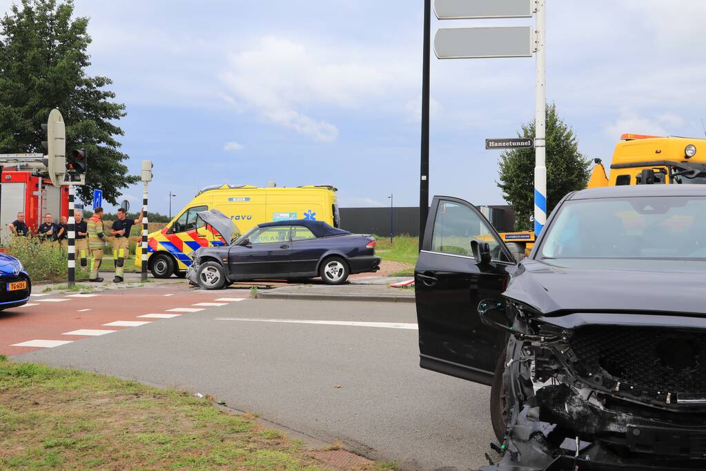Enorme schade bij ongeval voor Hanzetunnel