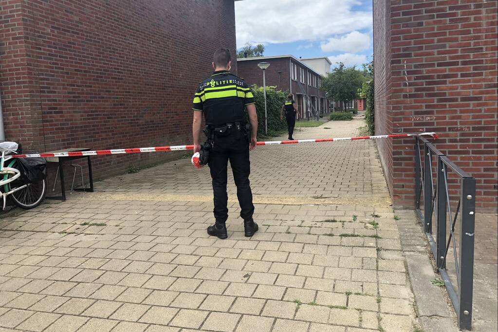 Gewonde bij mogelijke steekpartij in Vrijheidswijk