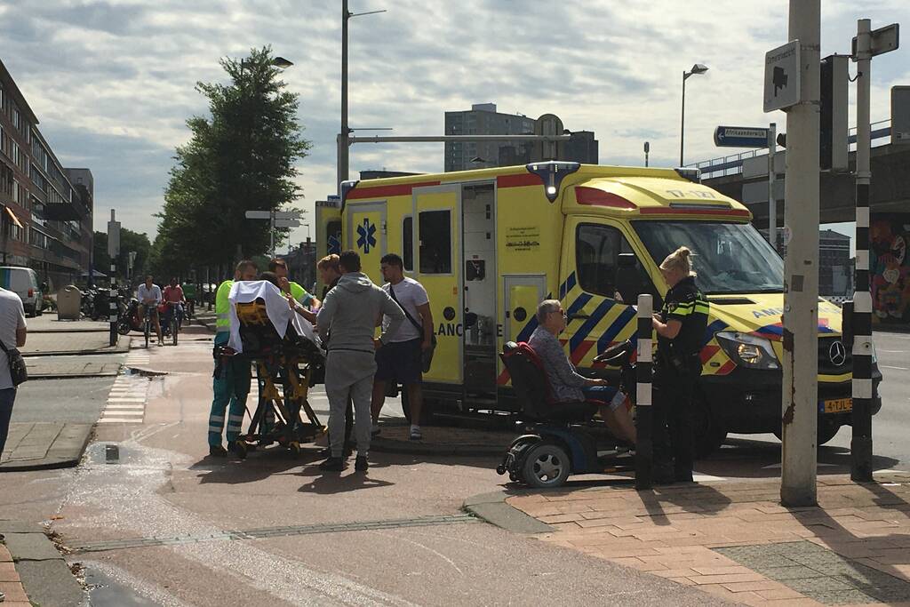 Scooterrijder raakt gewond bij val op fietspad
