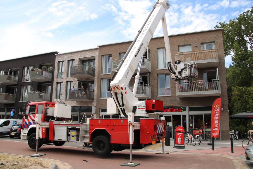 Bewoonster buitengesloten, brandweer haalt aardappelen van het vuur