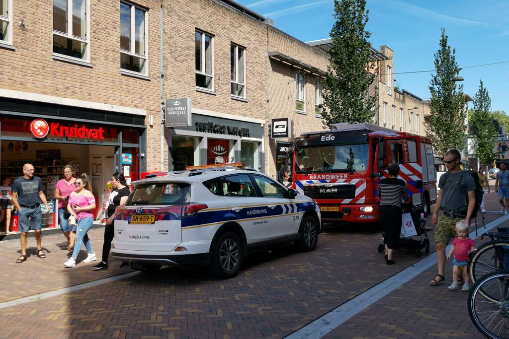 Coatingswerkzaamheden zorgen voor vreemde lucht