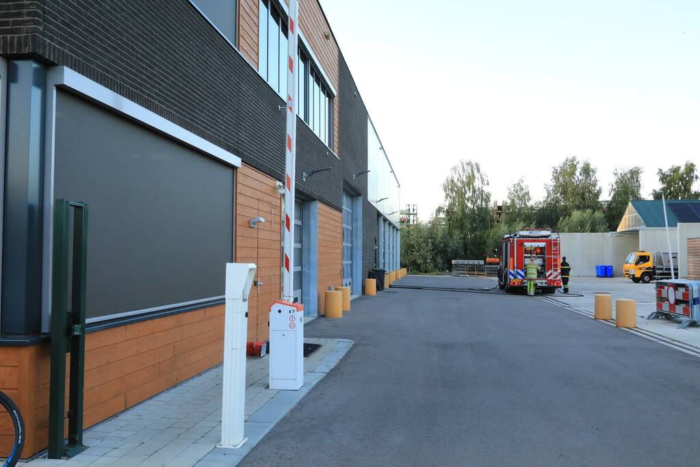 Brand in loods gemeentewerf