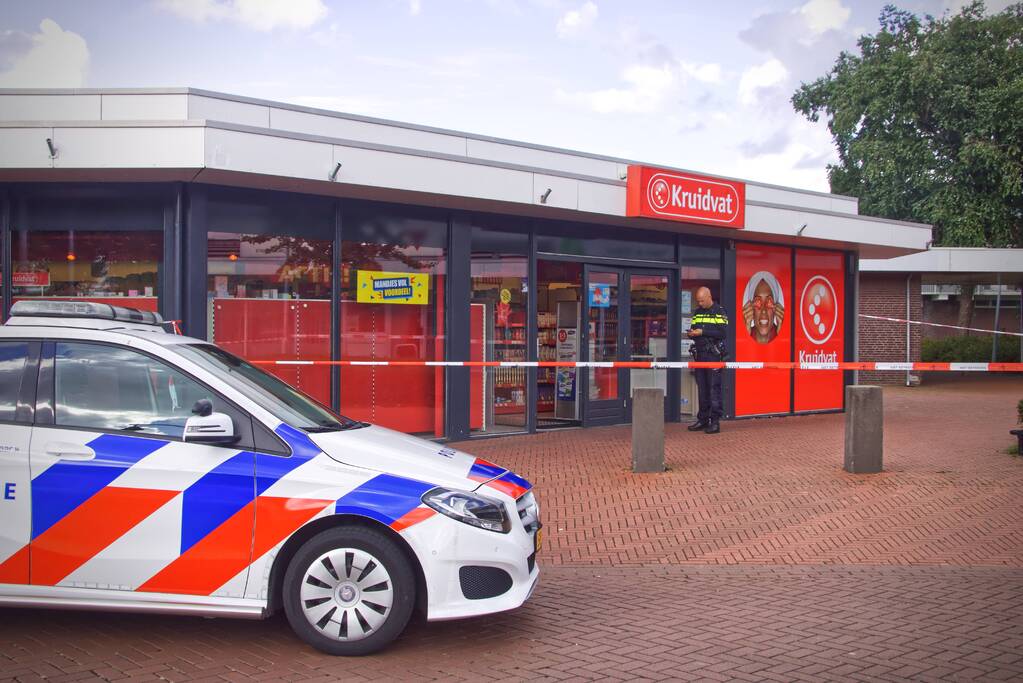 Verdachten slaan op de vlucht na overval Kruidvat