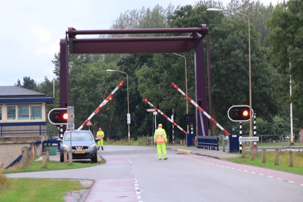 Arkersluisbrug dagenlang geteisterd door storingen