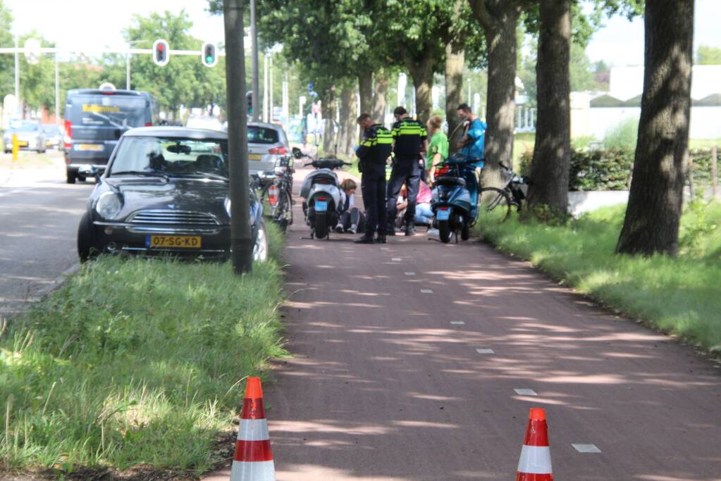 Fietsers gewond na botsing op fietspad