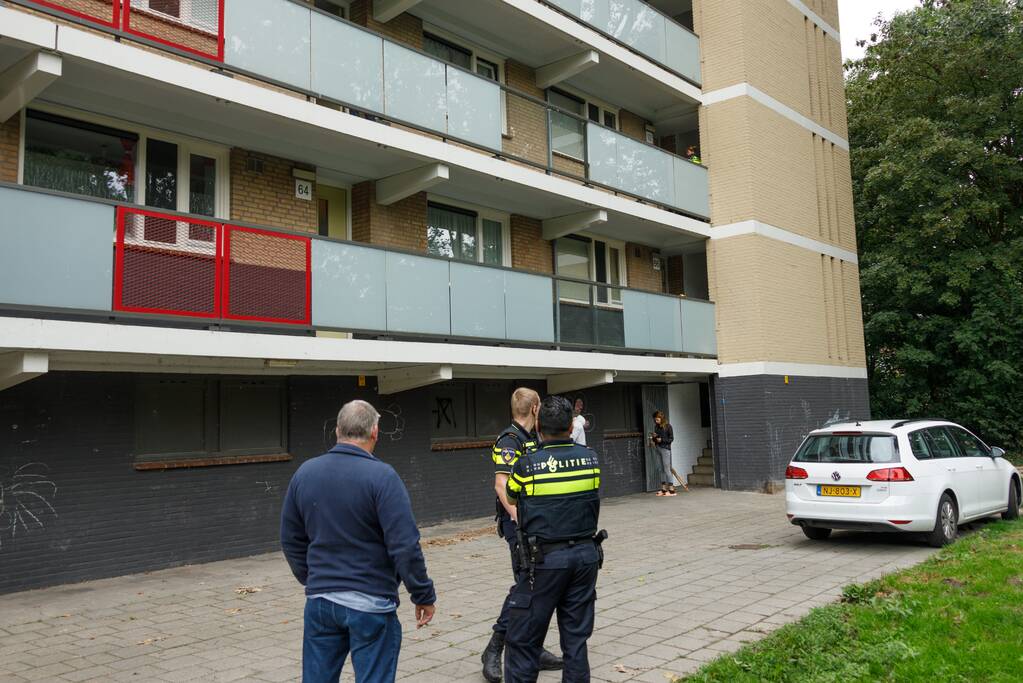 Hennepkwekerij aangetroffen in flatwoning