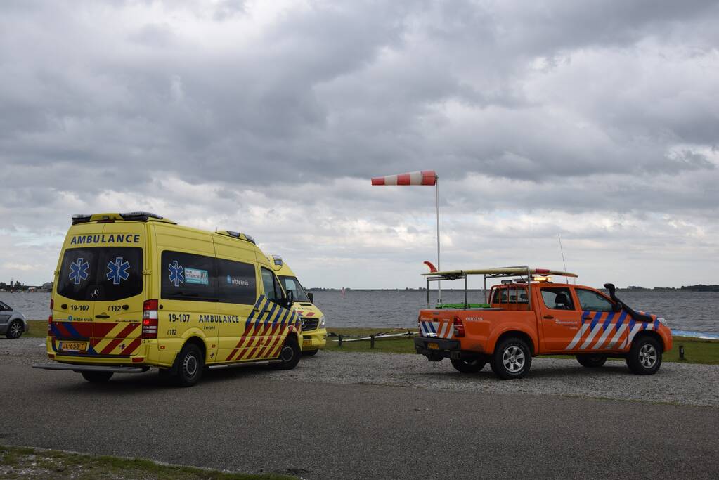 Surfer komt in problemen en overlijdt