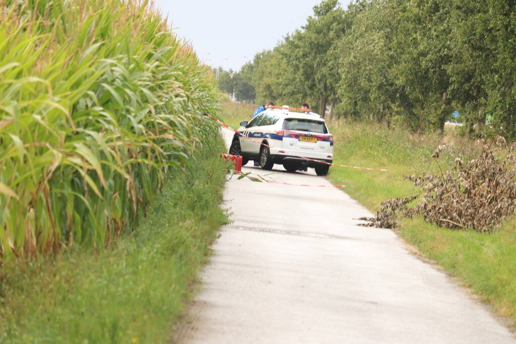 Vaten met mogelijk drugsafval aangetroffen