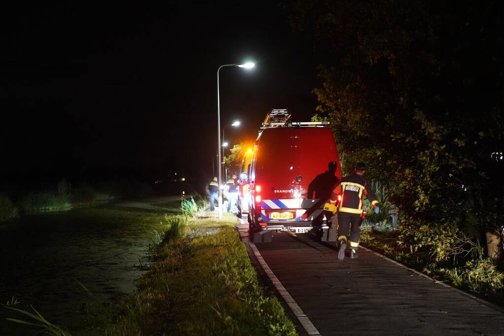 Fietser belandt in het water en raakt zwaargewond
