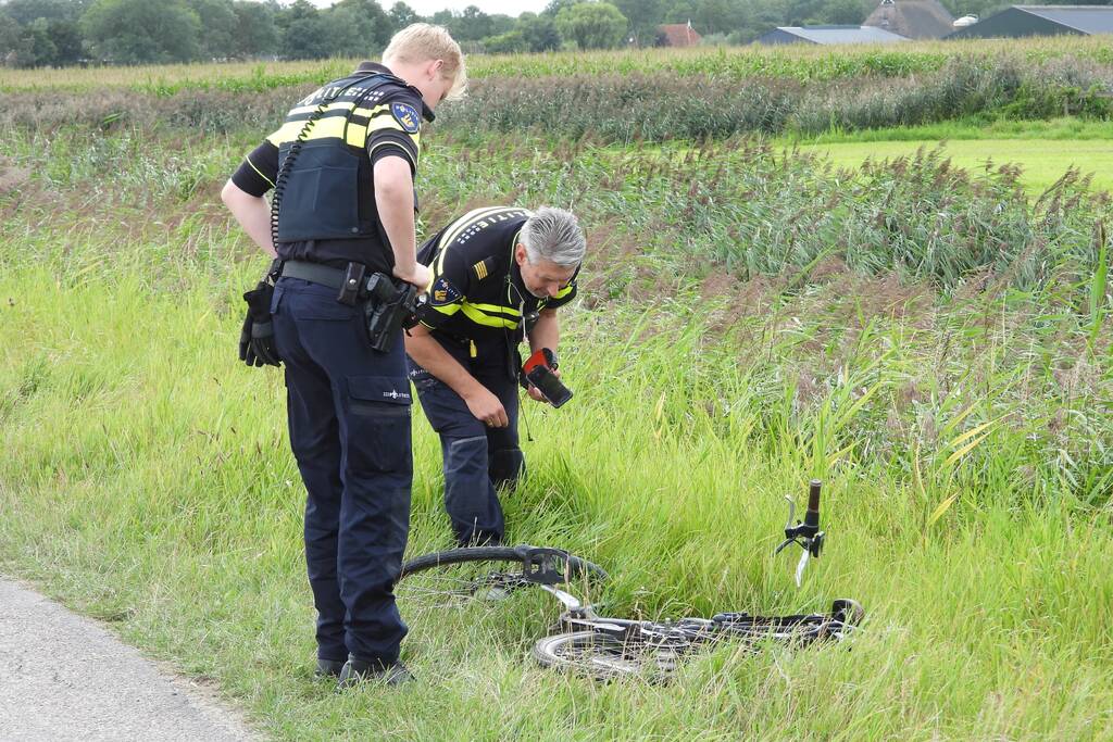 E-biker komt in botsing met grootpakpers