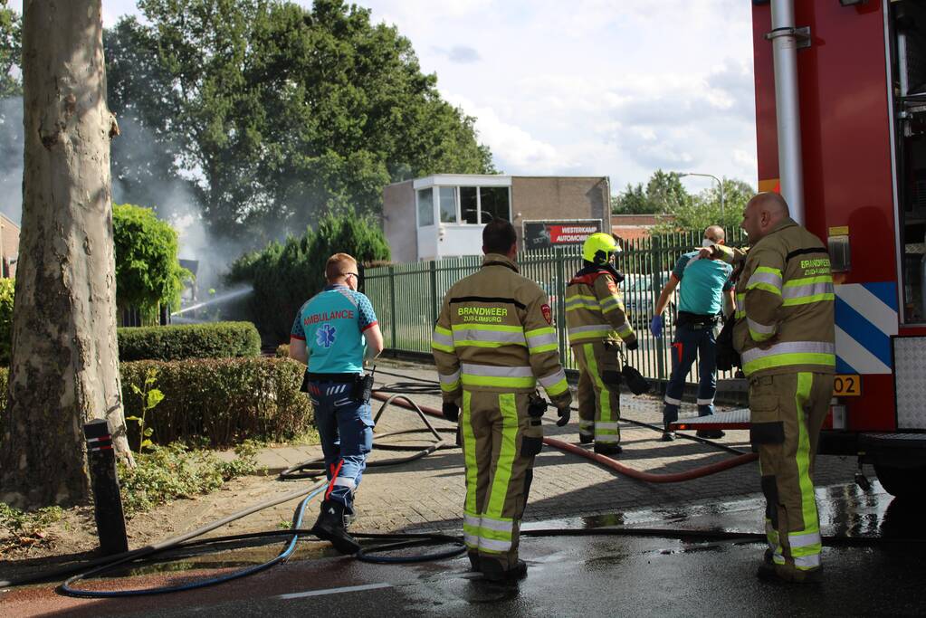 Vrachtwagen volledig verwoest door brand
