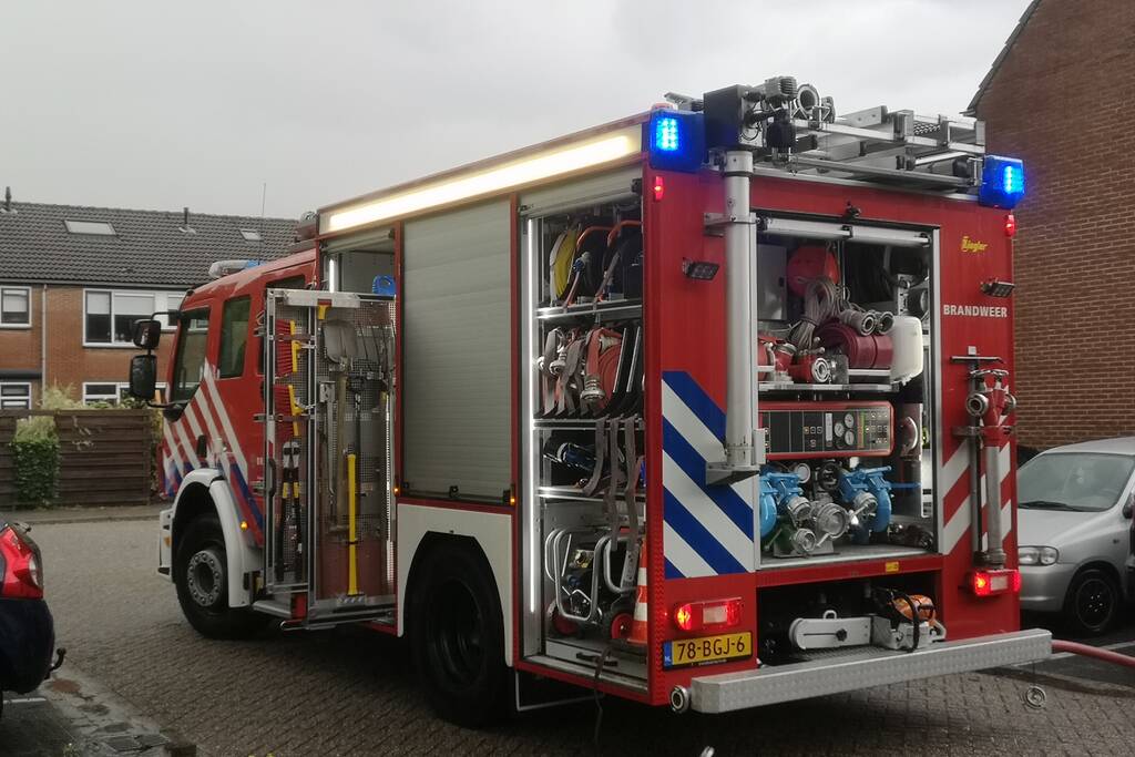 Dak verwoest na blikseminslag