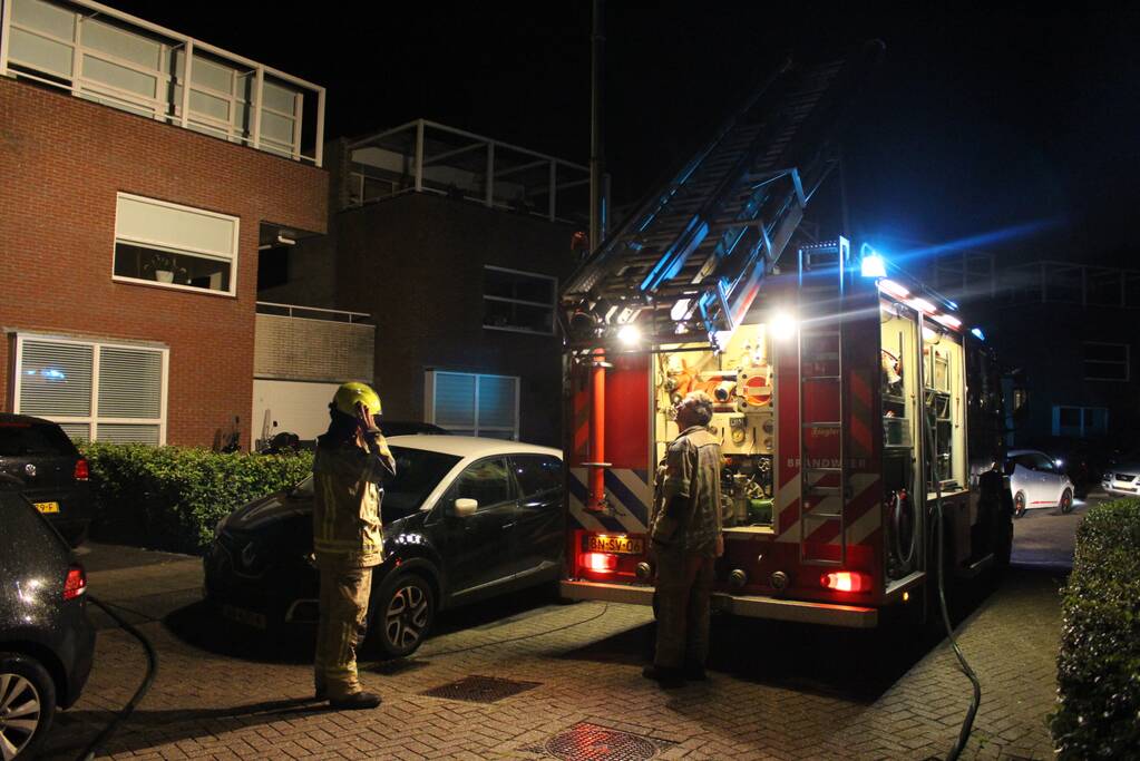 Tuinhuis brandt volledig uit