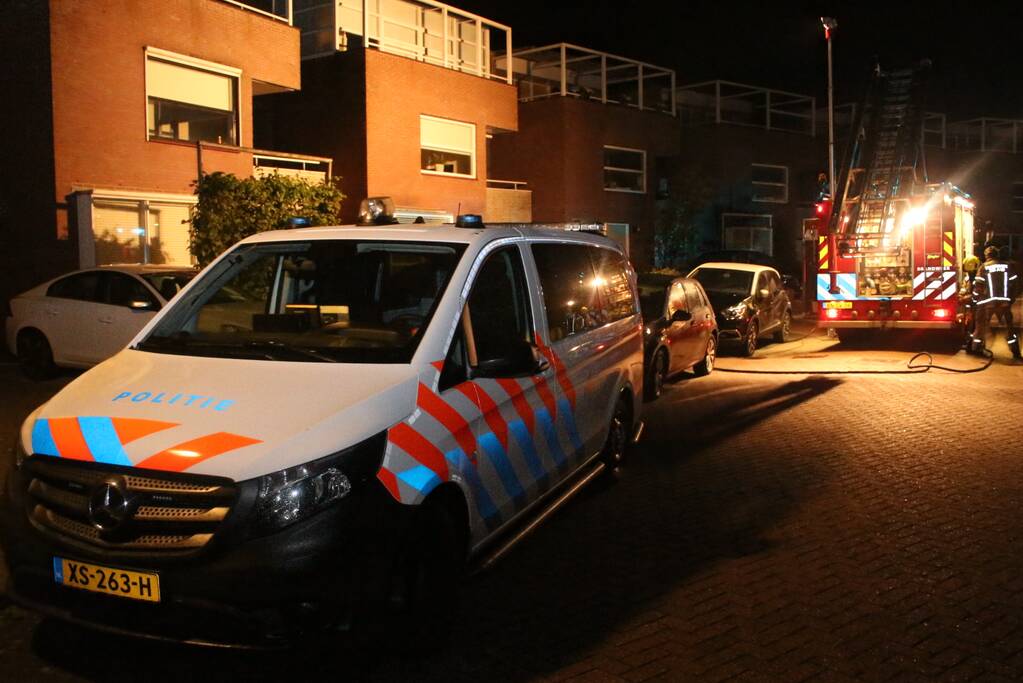 Tuinhuis brandt volledig uit