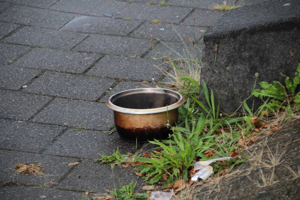 Vergeten pan op het vuur zorgt voor brandlucht