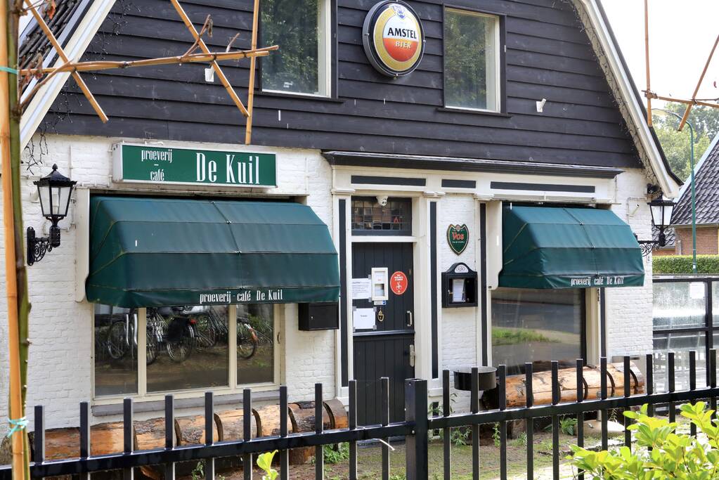 Café De Kuil gesloten na overtreding coronaregels