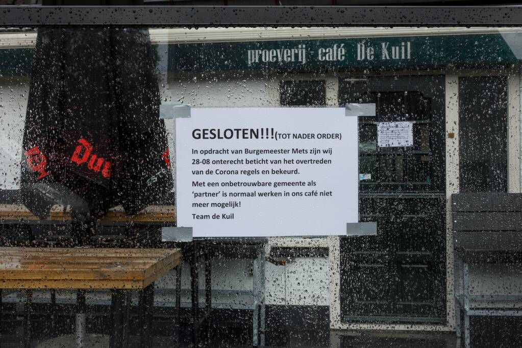Café De Kuil gesloten na overtreding coronaregels