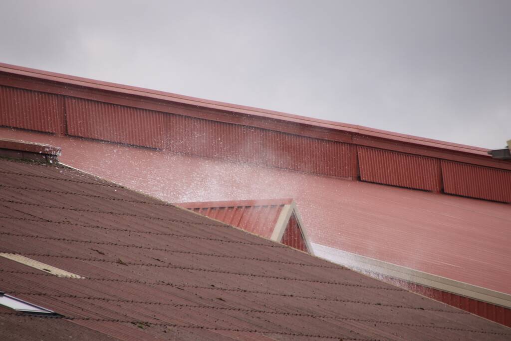Grote brand in loods Van Andel Bio