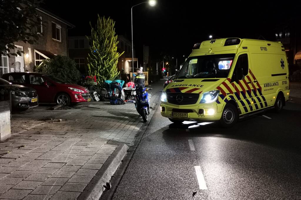 Twee gewonden na val met brommer