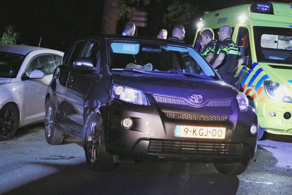 Gewonde bij aanrijding tussen meerdere voertuigen