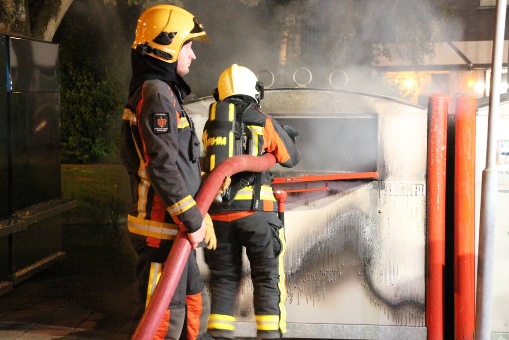 Tweetal containers in brand