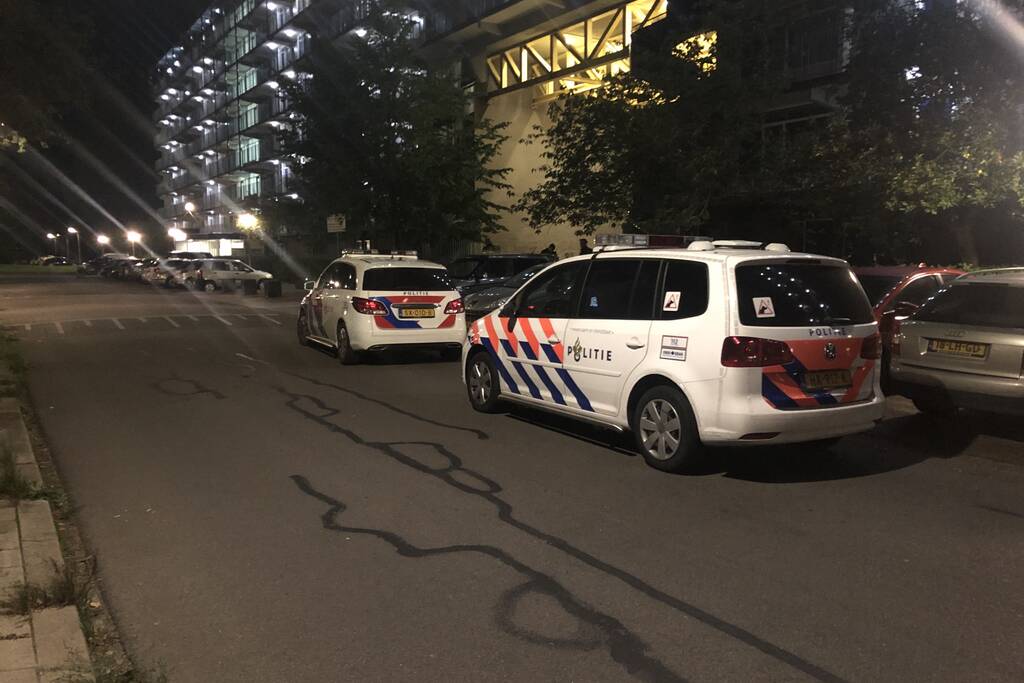 Schoten gelost uit voertuig, twee personen aangehouden