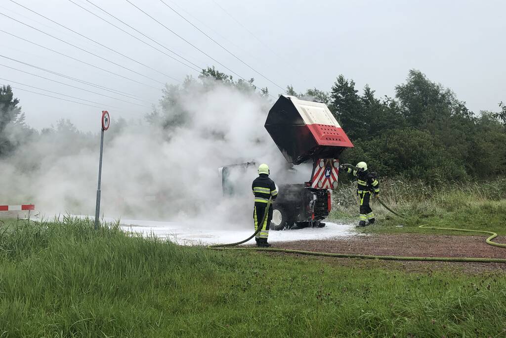Grasmaaier vliegt in brand