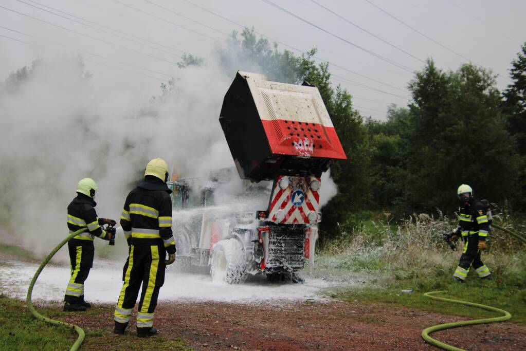 Grasmaaier vliegt in brand