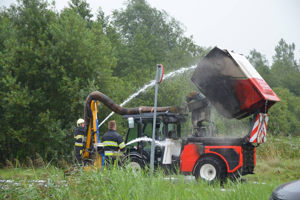 Grasmaaier vliegt in brand