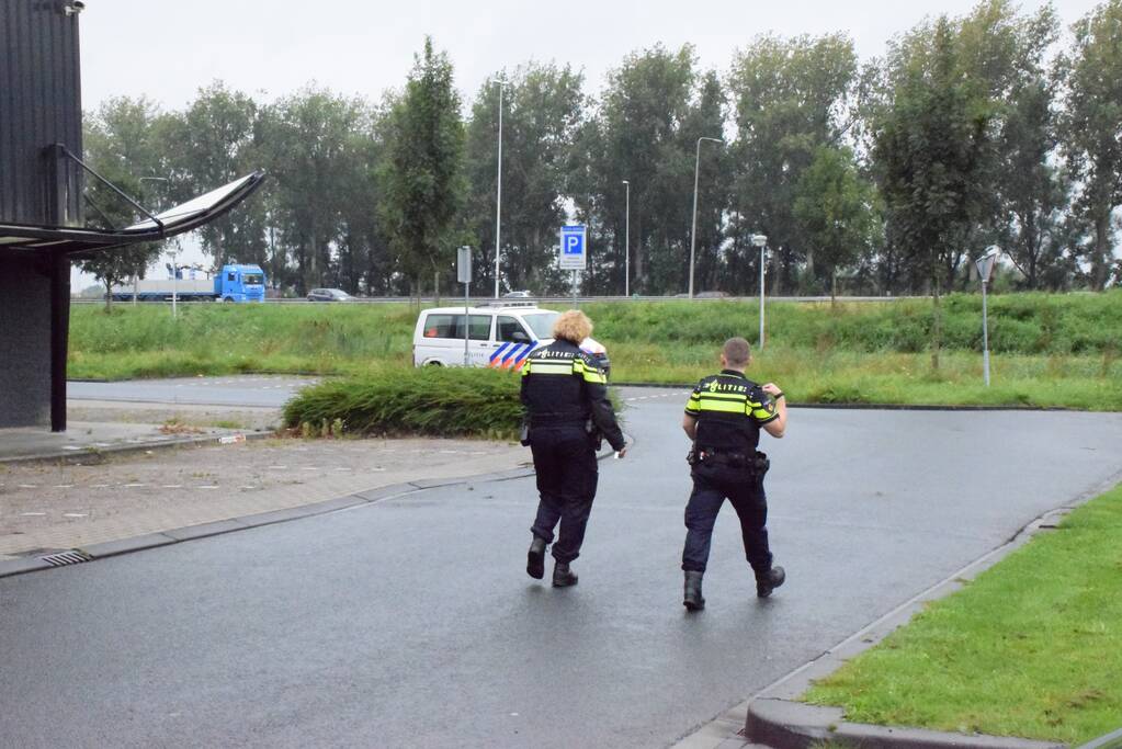 Politie-invasie na overval op JYSK