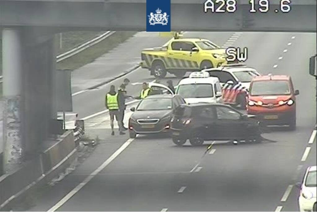 Afrit afgesloten na ongeval onder viaduct Heiligenbergerweg
