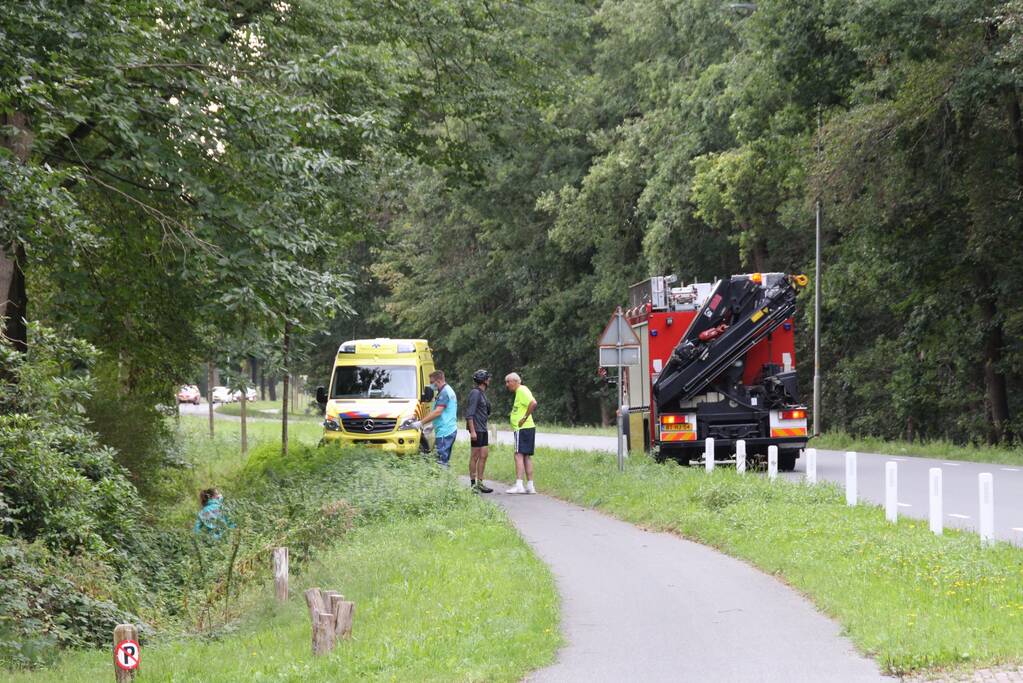 Persoon in greppel gevallen