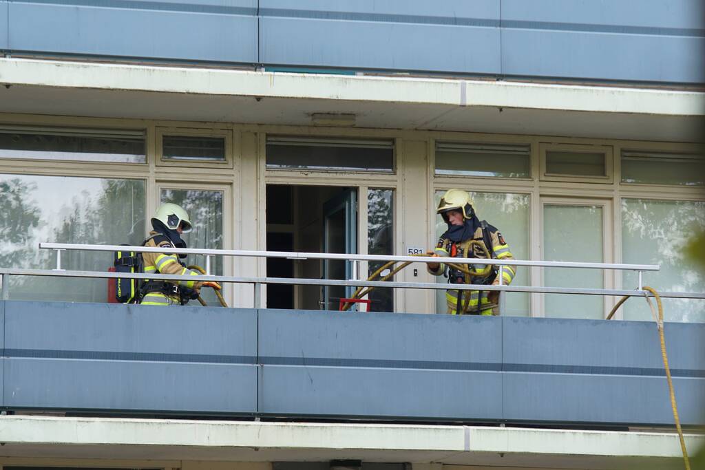 Brand op tweede verdieping flatgebouw