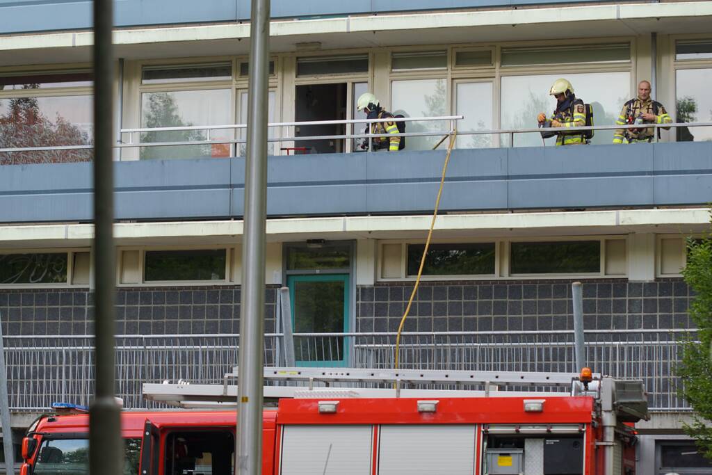 Brand op tweede verdieping flatgebouw