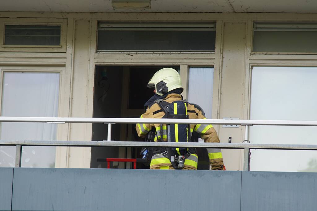 Brand op tweede verdieping flatgebouw