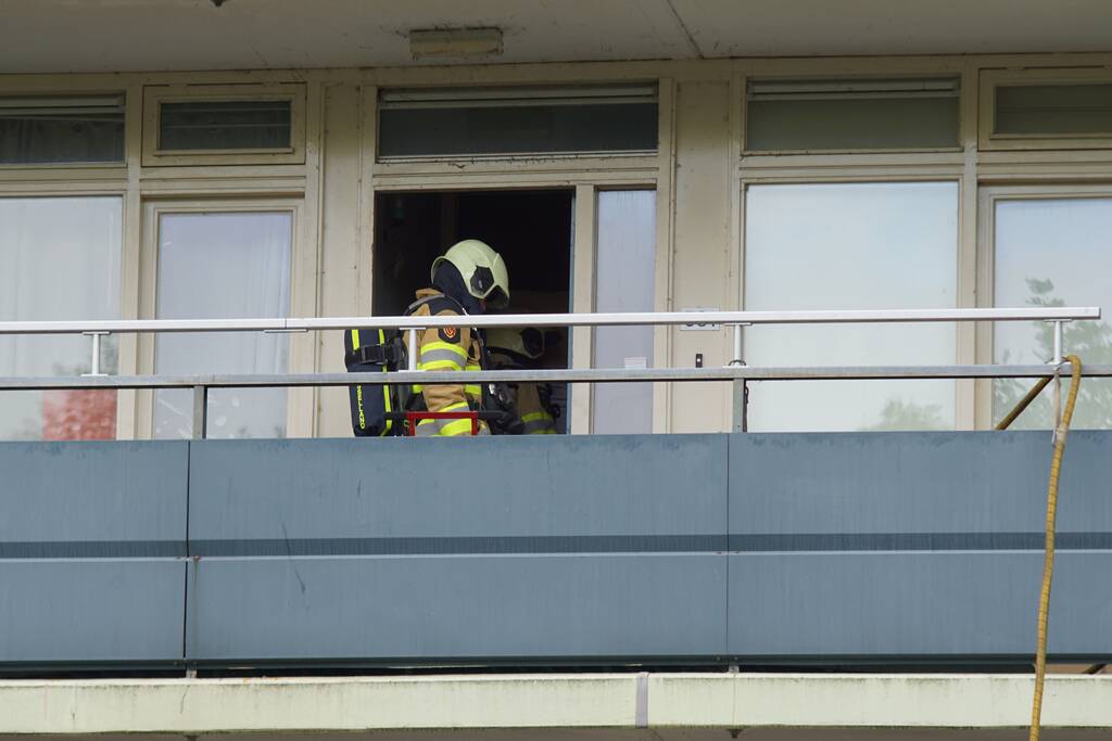 Brand op tweede verdieping flatgebouw
