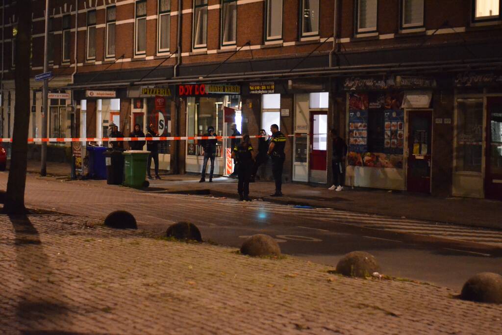 Auto beschoten, meerdere hulzen gevonden