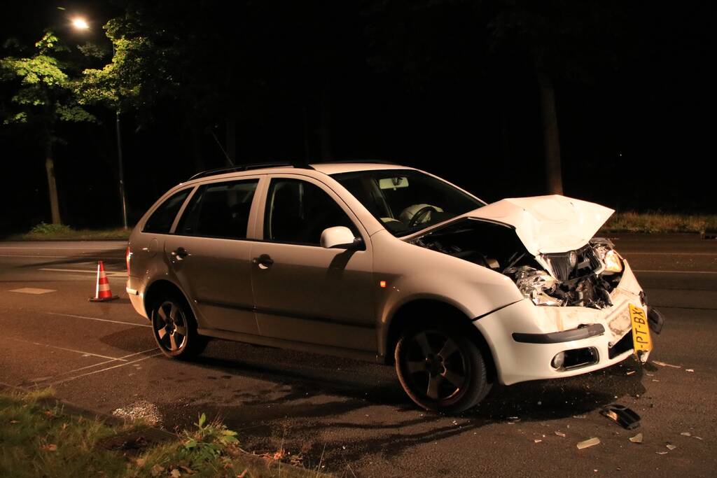 Forse schade bij kop-staartbotsing
