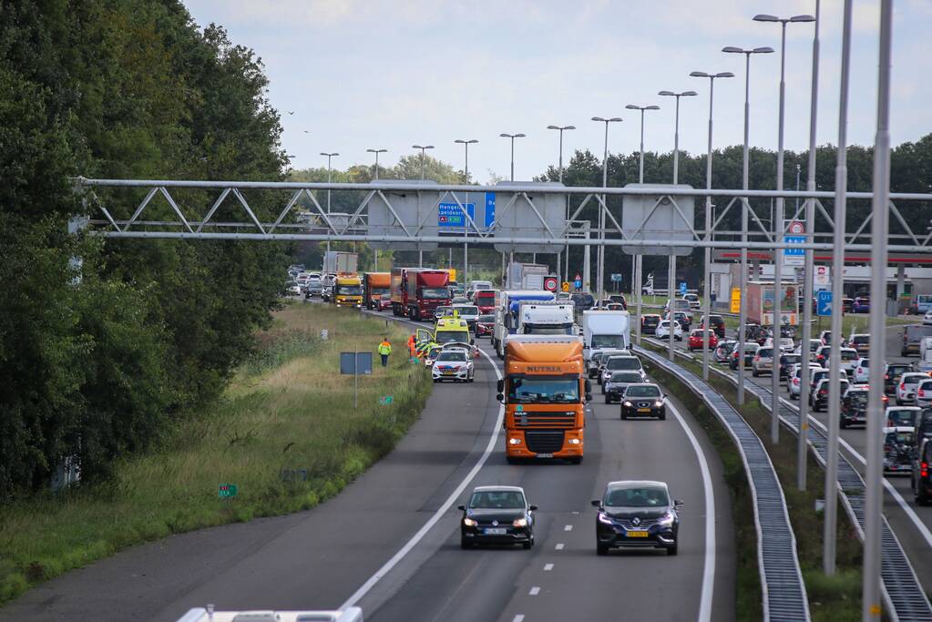 Enorme file na kop-staart aanrijding