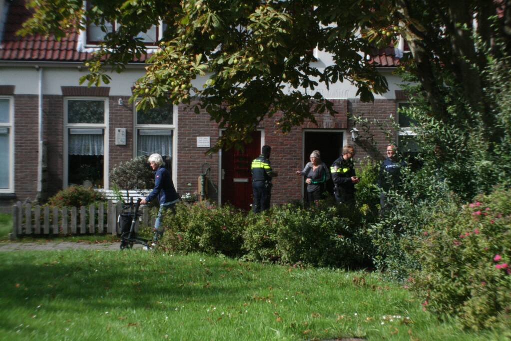 Overleden persoon aangetroffen na mogelijk misdrijf