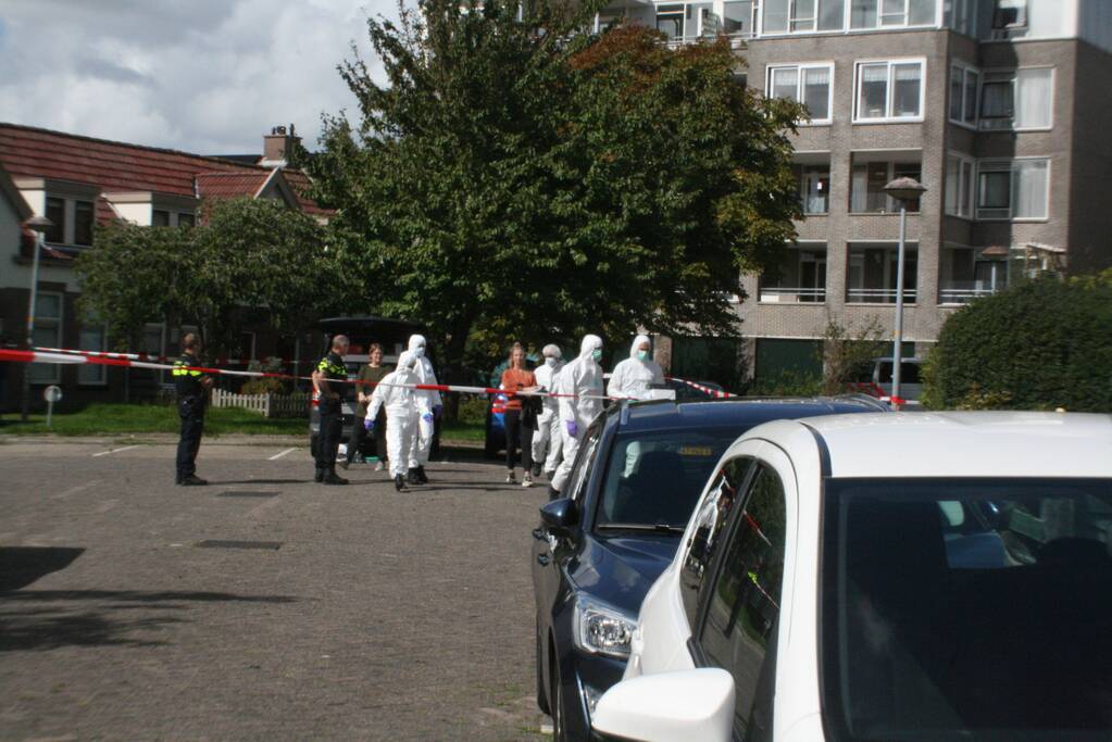 Overleden persoon aangetroffen na mogelijk misdrijf